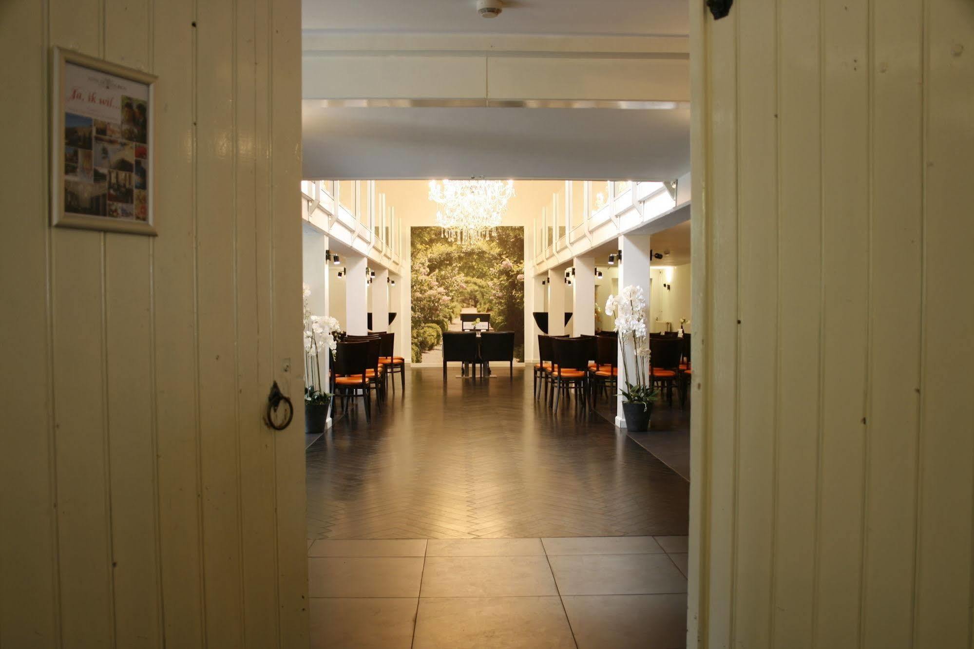 Hotel Fletcher Hotel-restaurant De Witte Brug 4*